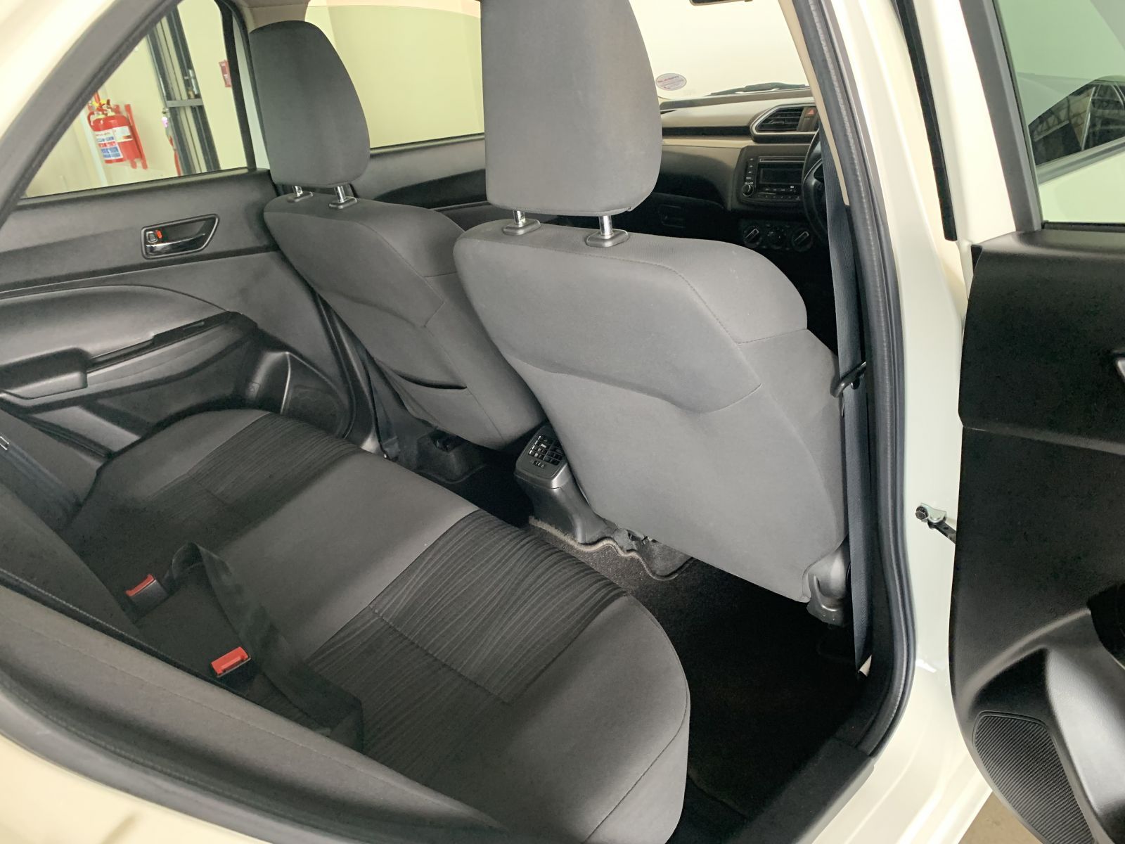 2020 Suzuki Swift photo 5