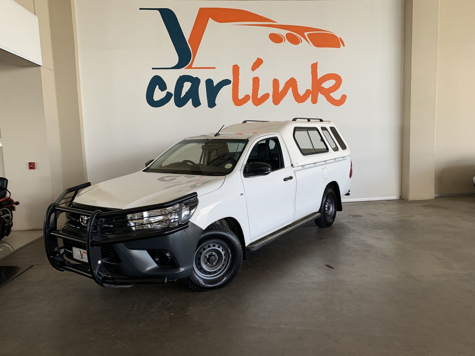 2019 Toyota Hilux photo 3
