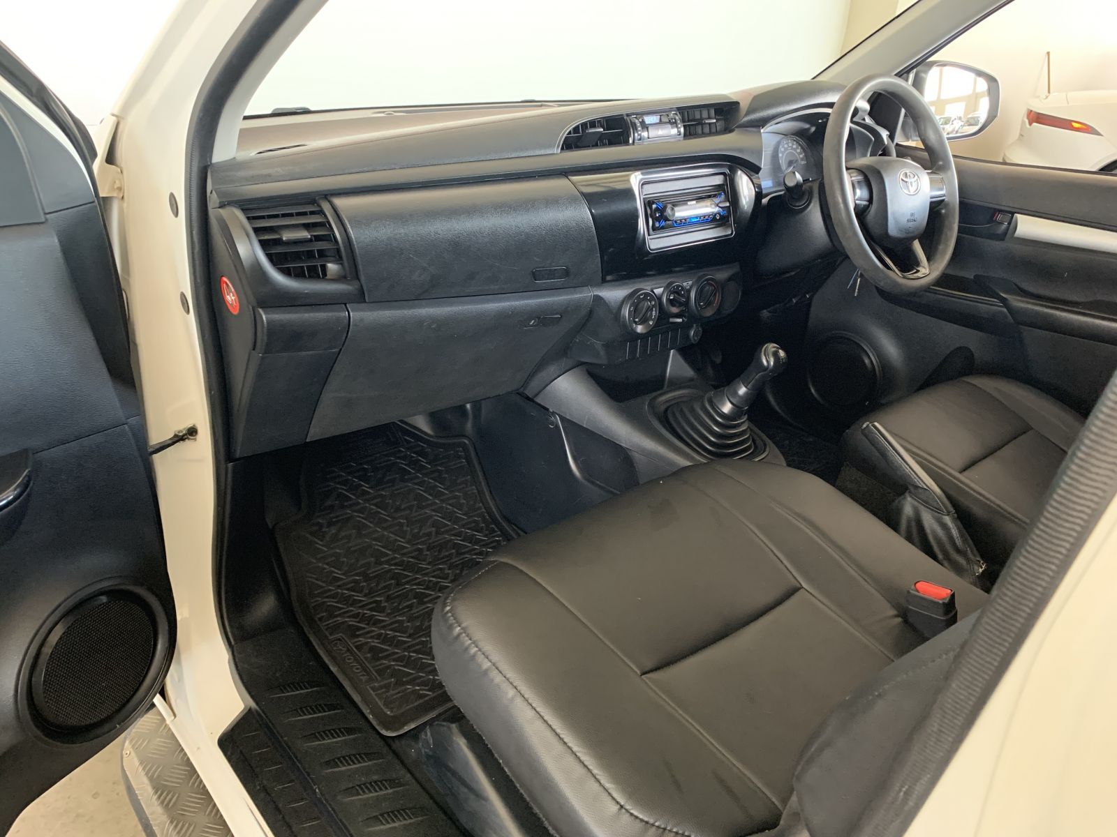 2019 Toyota Hilux photo 6