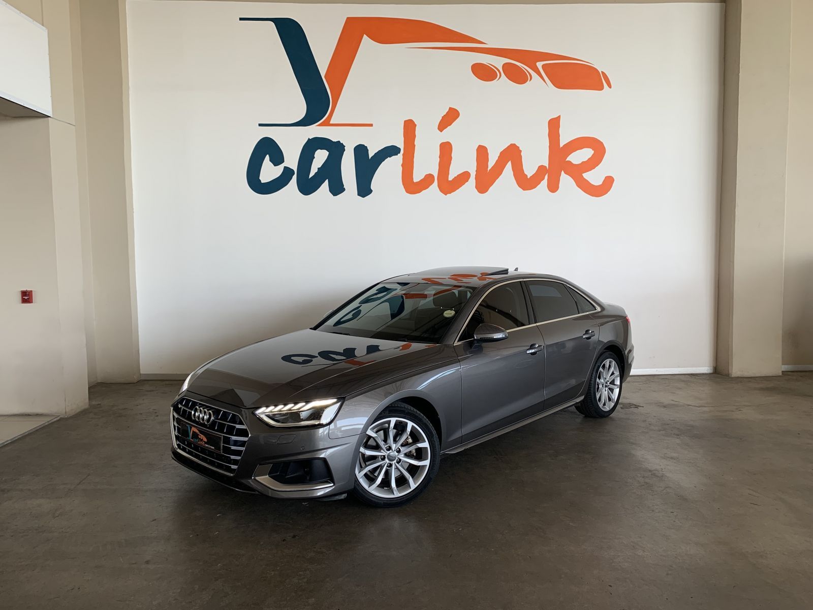 2020 Audi A4 photo 3