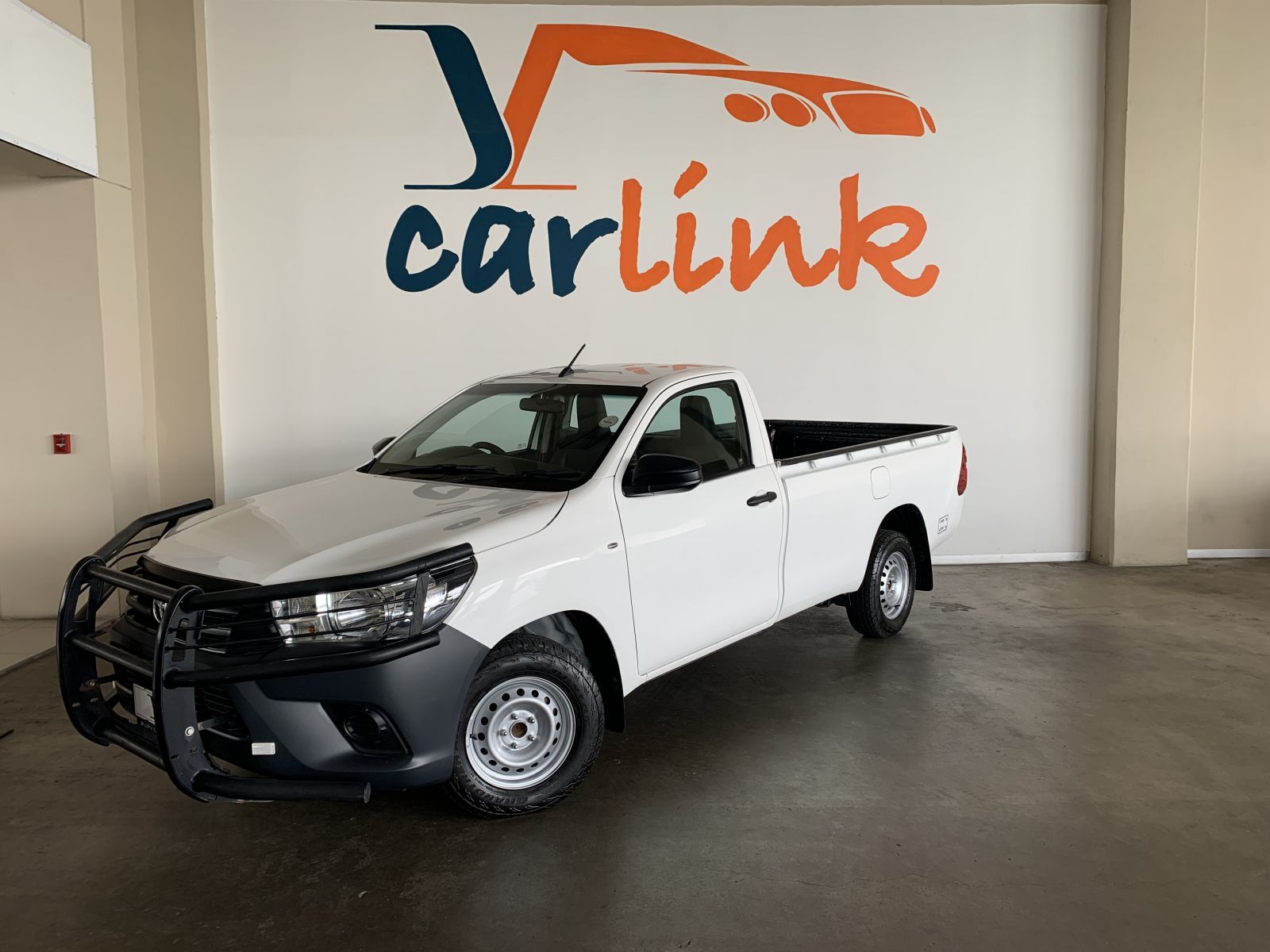 2020 Toyota Hilux photo 3