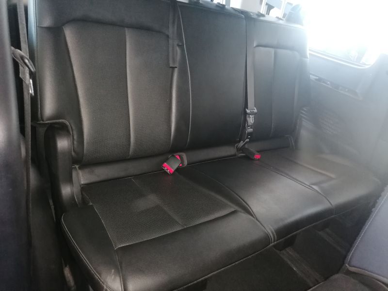 2022 Hyundai Staria photo 5
