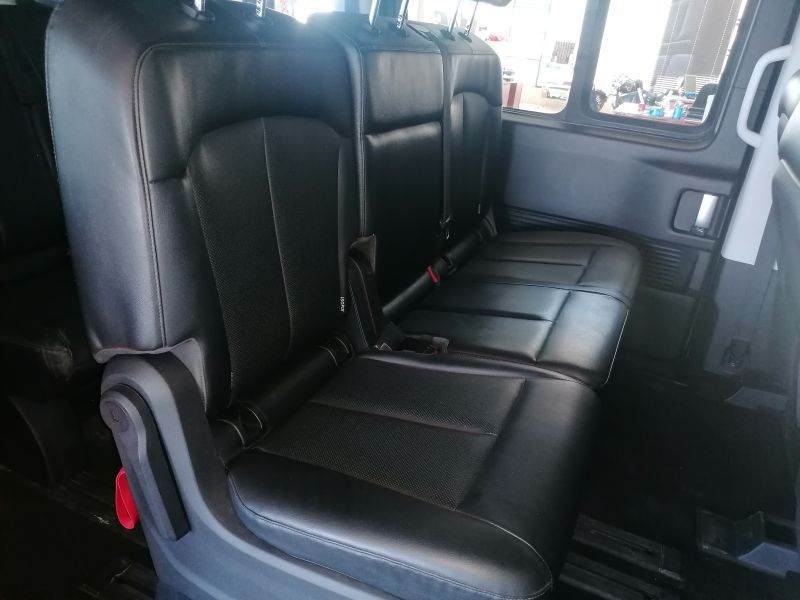 2022 Hyundai Staria photo 6