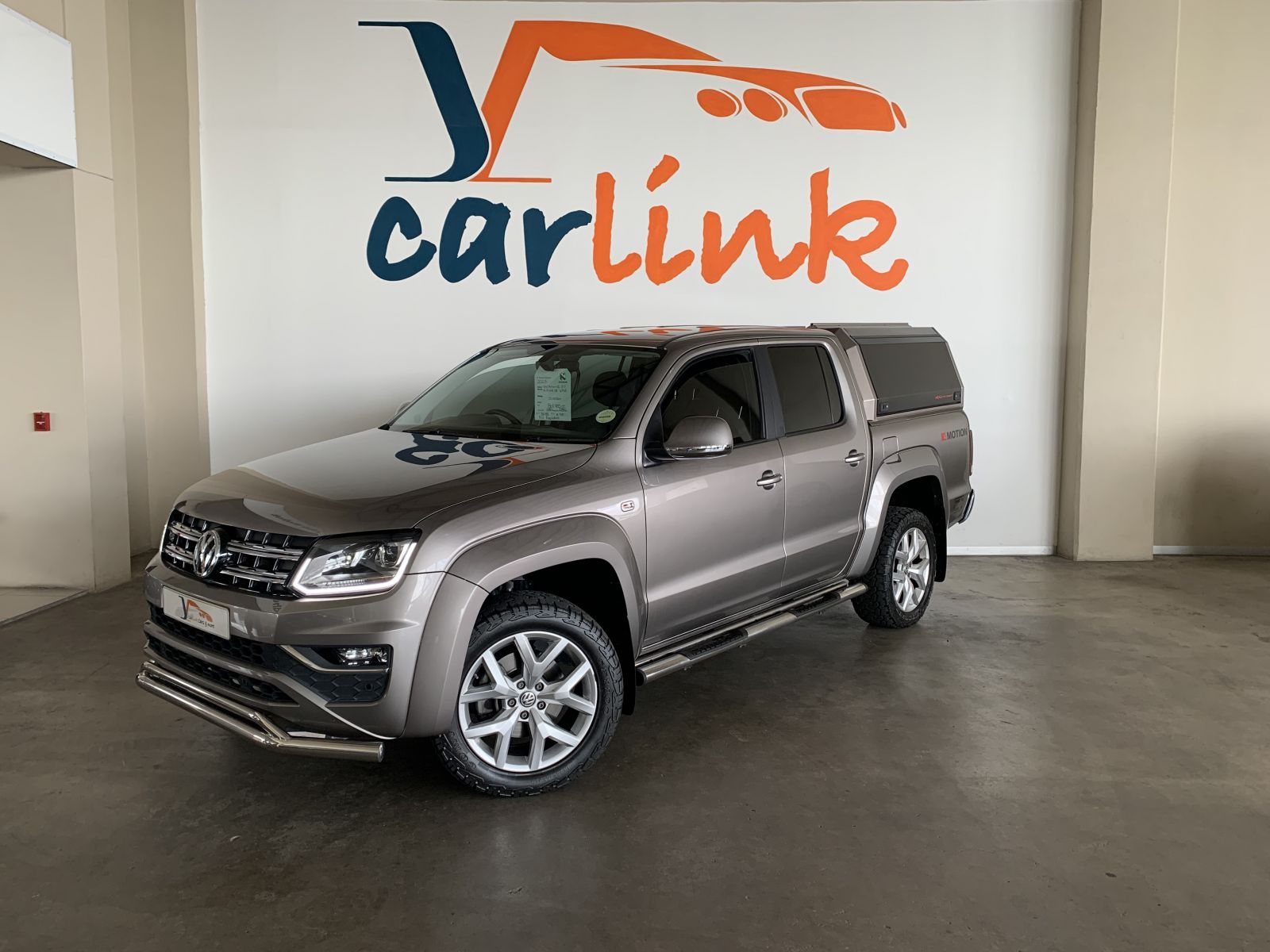 2023 Volkswagen Amarok photo 3