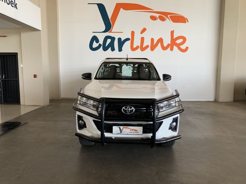 2020 Toyota Hilux photo 2