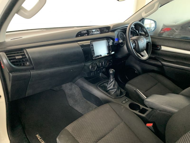 2020 Toyota Hilux photo 6