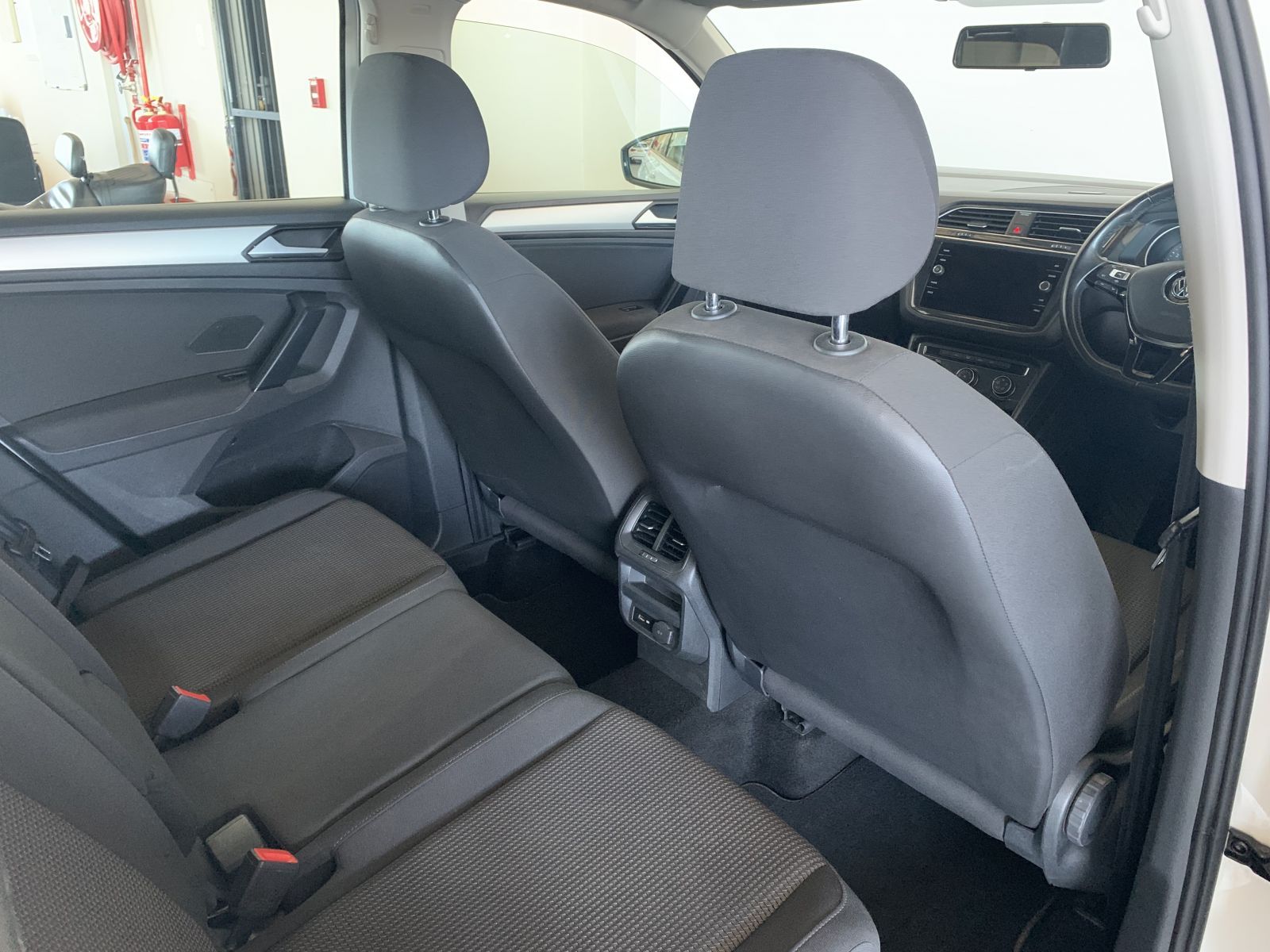2021 Volkswagen Tiguan photo 5