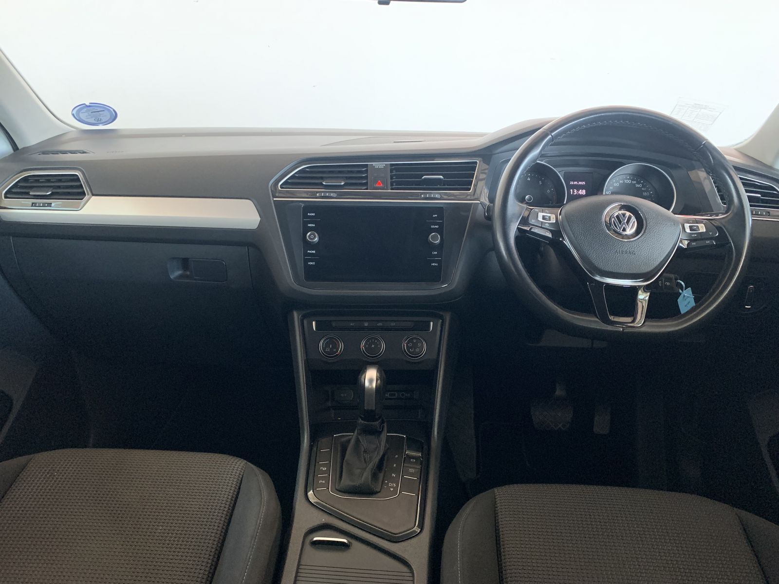 2021 Volkswagen Tiguan photo 7