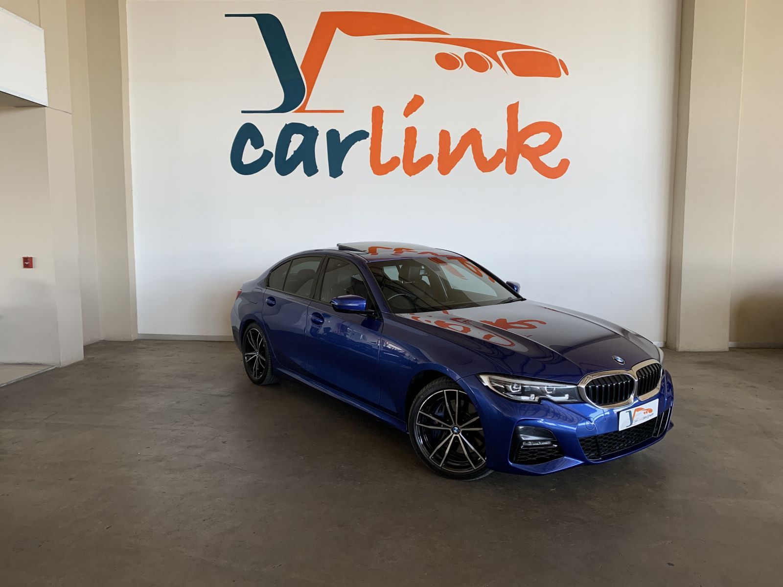 2021 BMW 3 Series photo 1