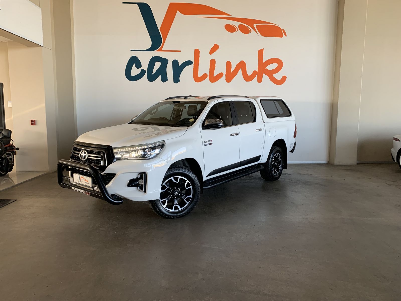 2020 Toyota Hilux photo 3