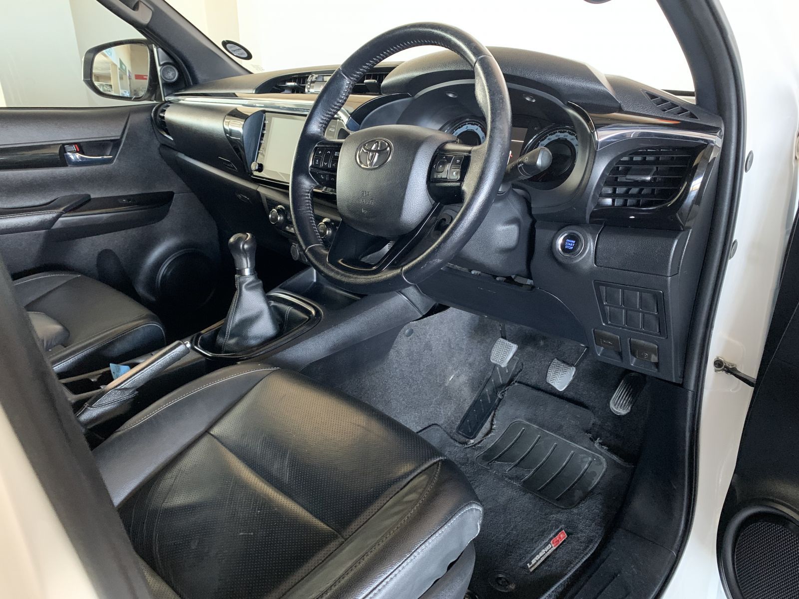 2020 Toyota Hilux photo 6