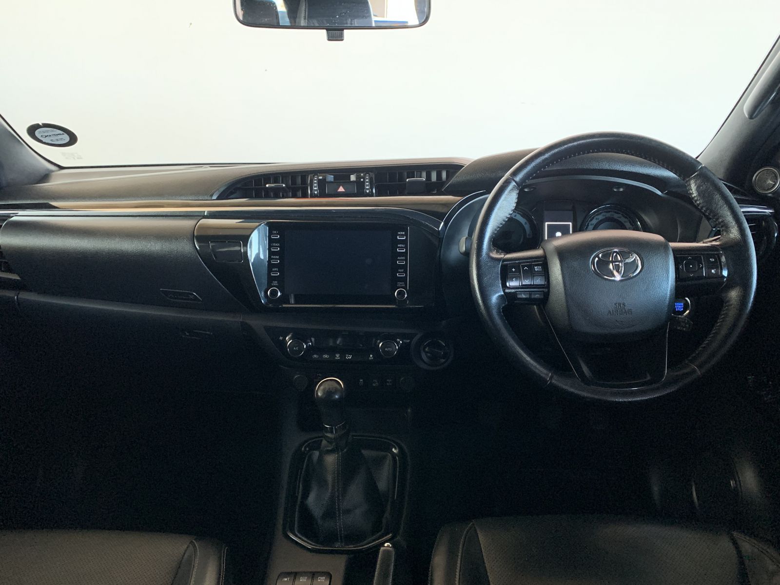 2020 Toyota Hilux photo 7