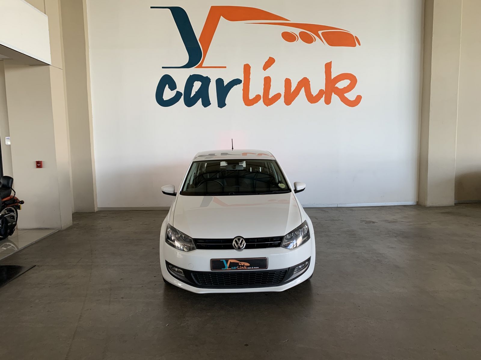 2014 Volkswagen Polo photo 2