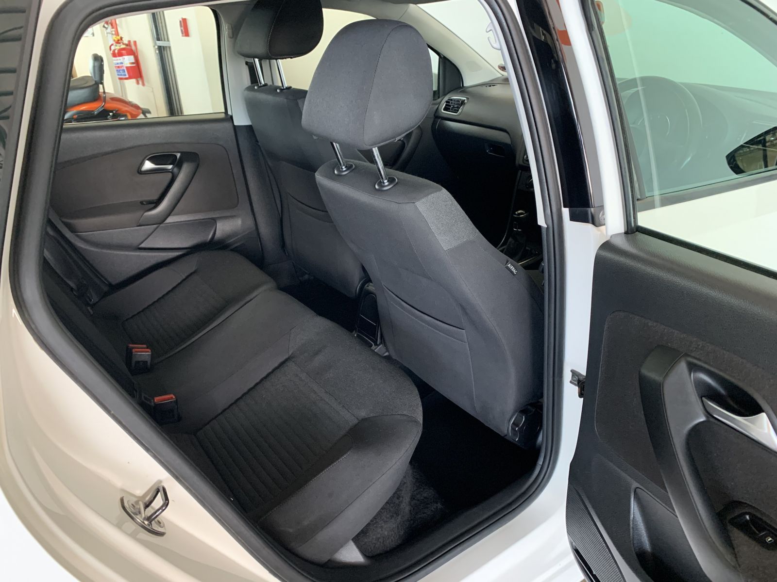 2014 Volkswagen Polo photo 5