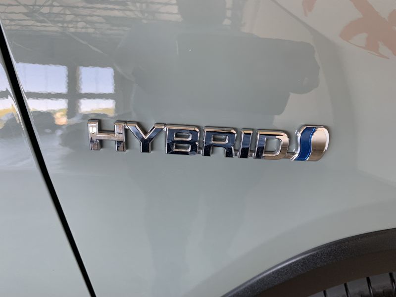 2023 Toyota Rav4 photo 9