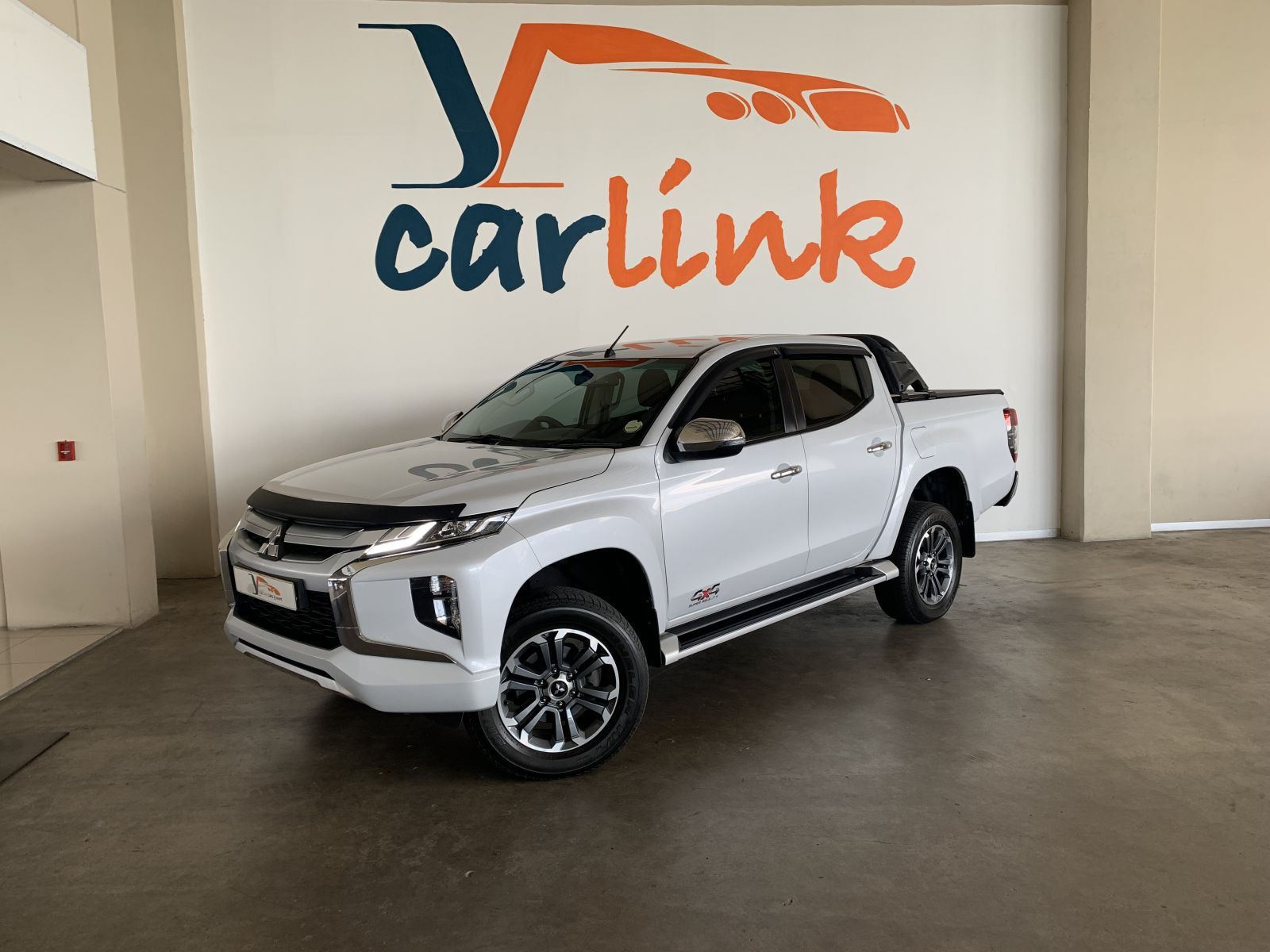 2020 Mitsubishi Triton photo 3