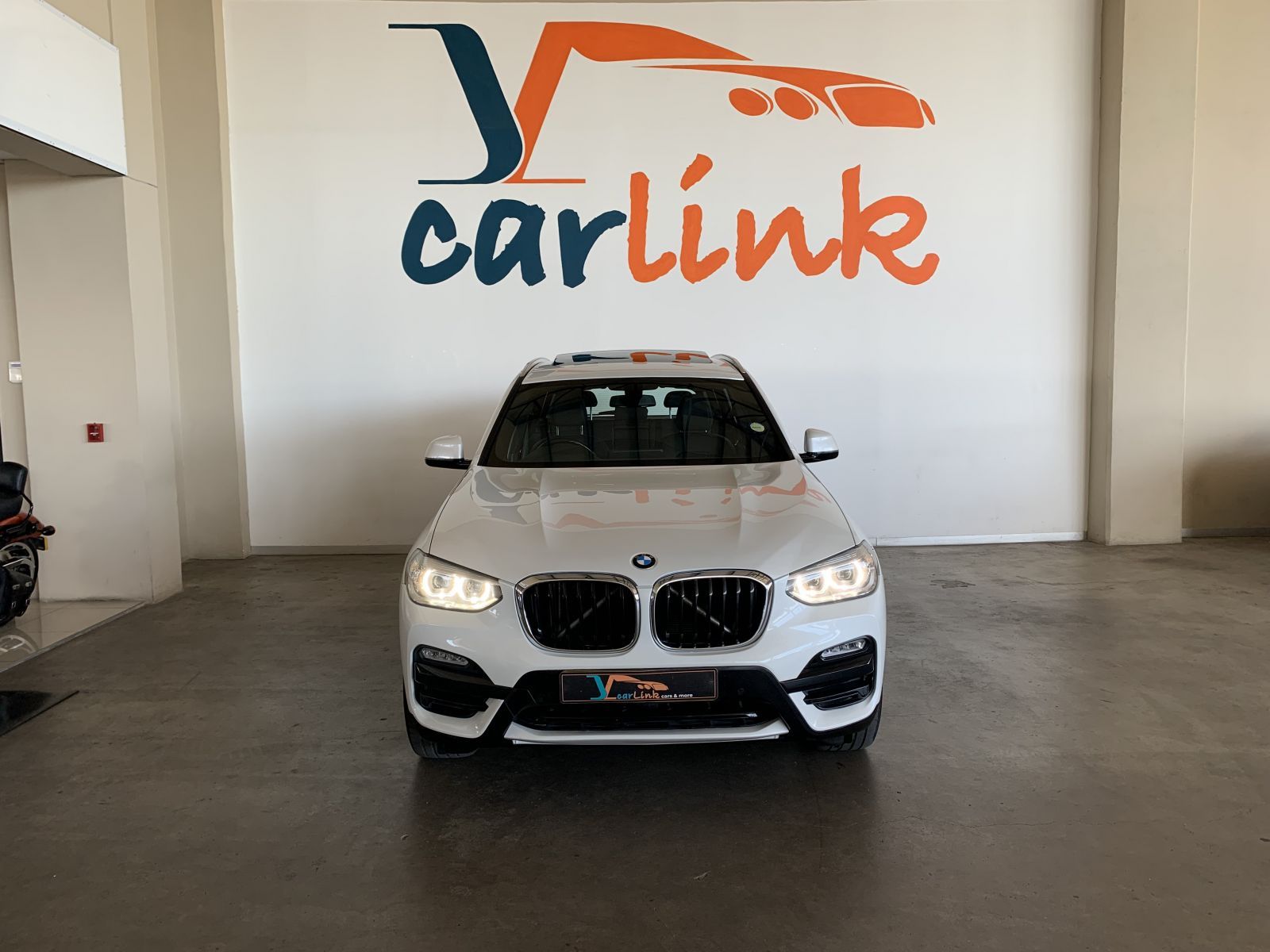 2019 BMW X3 photo 2