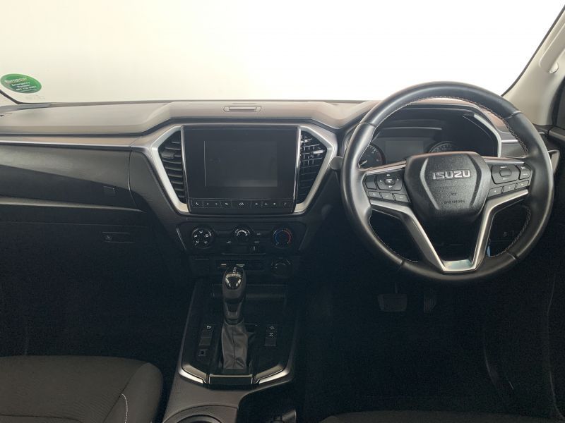 2023 Isuzu D-MAX photo 7