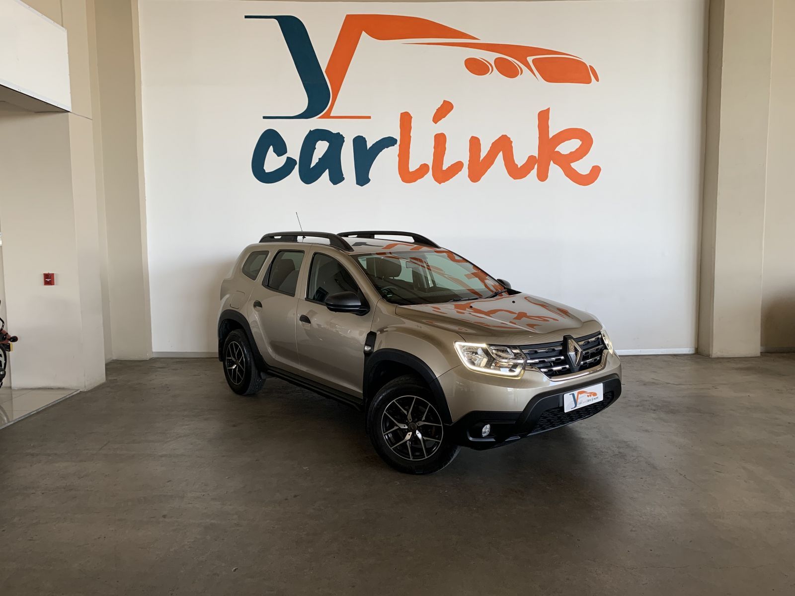 2020 Renault Duster photo 1