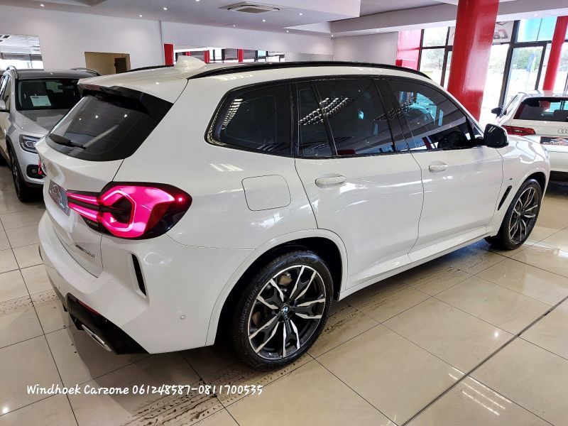 2022 BMW X3 photo 3