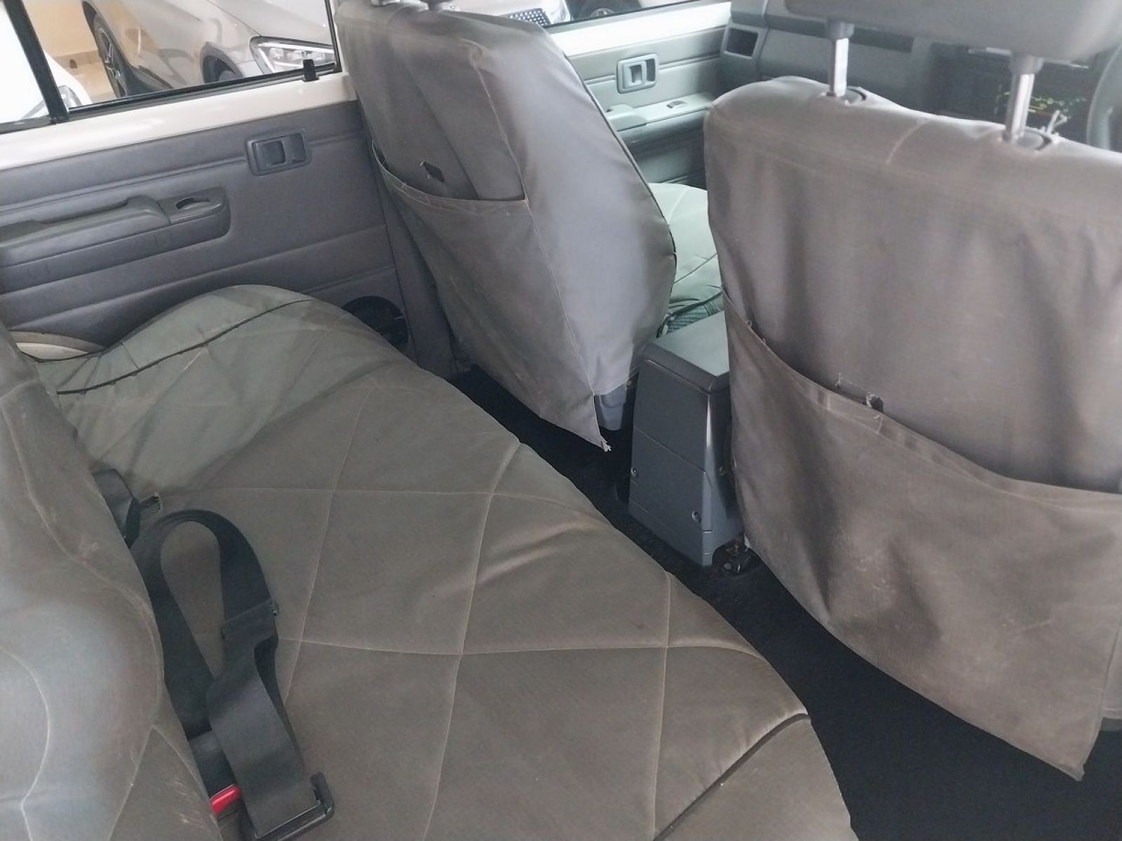 2014 Toyota Land Cruiser photo 7