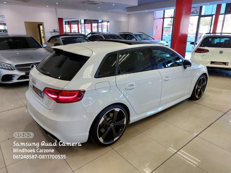 2016 Audi RS3 photo 3