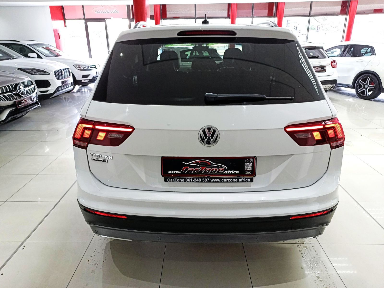 2021 Volkswagen Tiguan photo 9