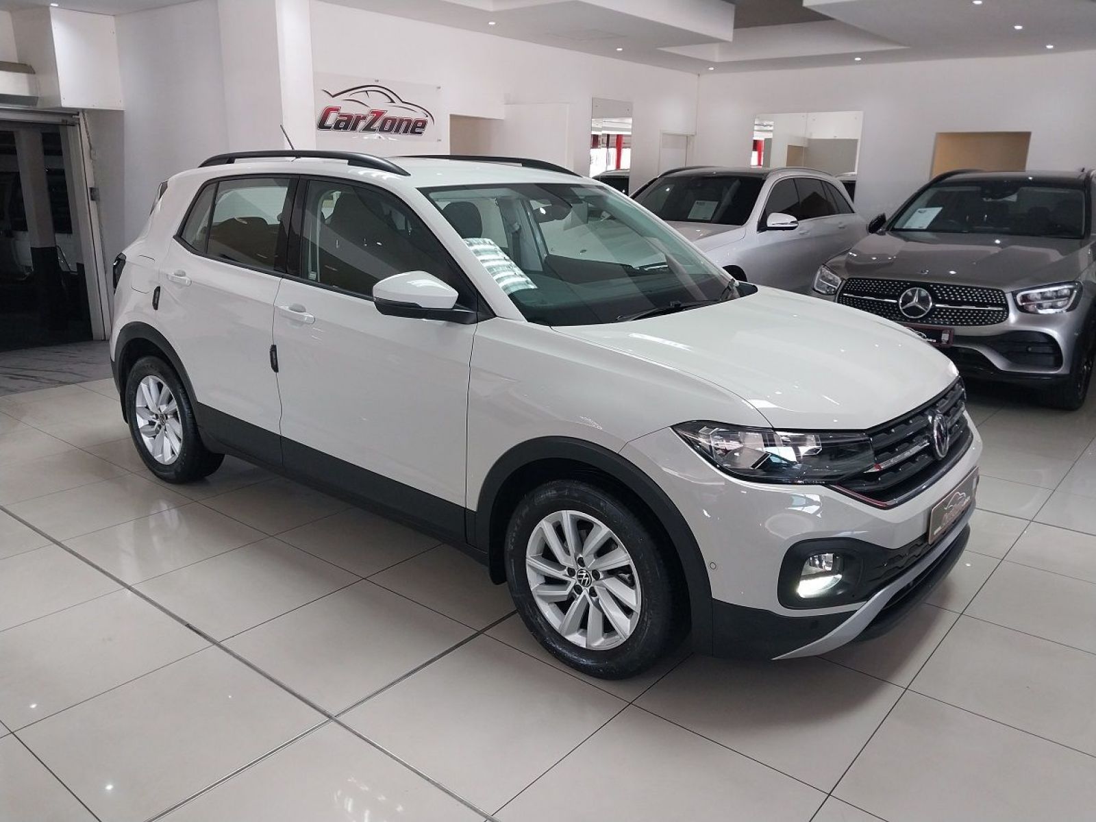 2022 Volkswagen T-Cross photo 1