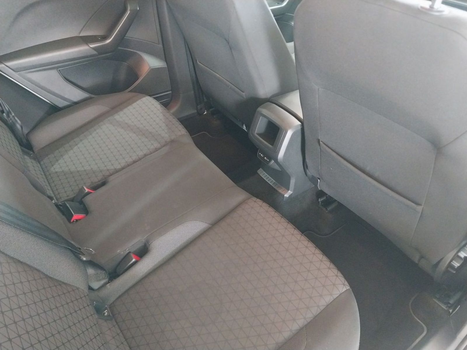 2022 Volkswagen T-Cross photo 6