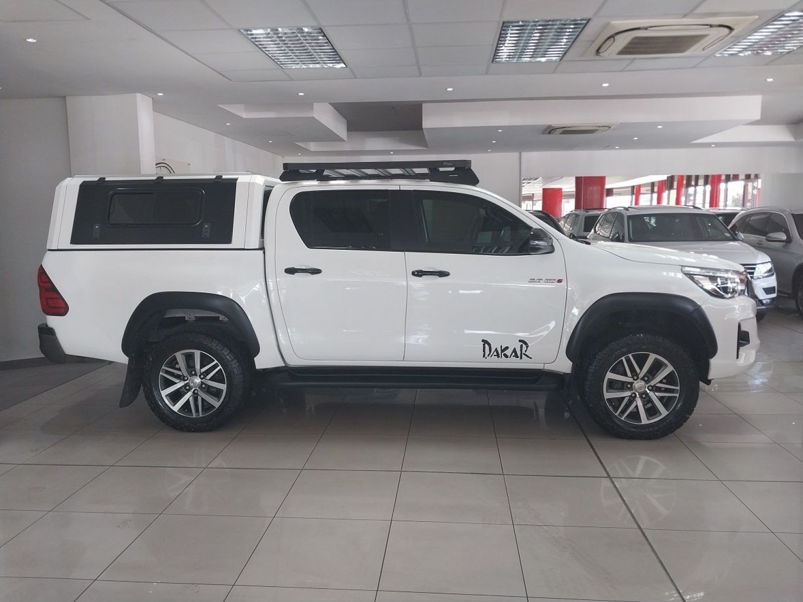 2018 Toyota Hilux photo 2