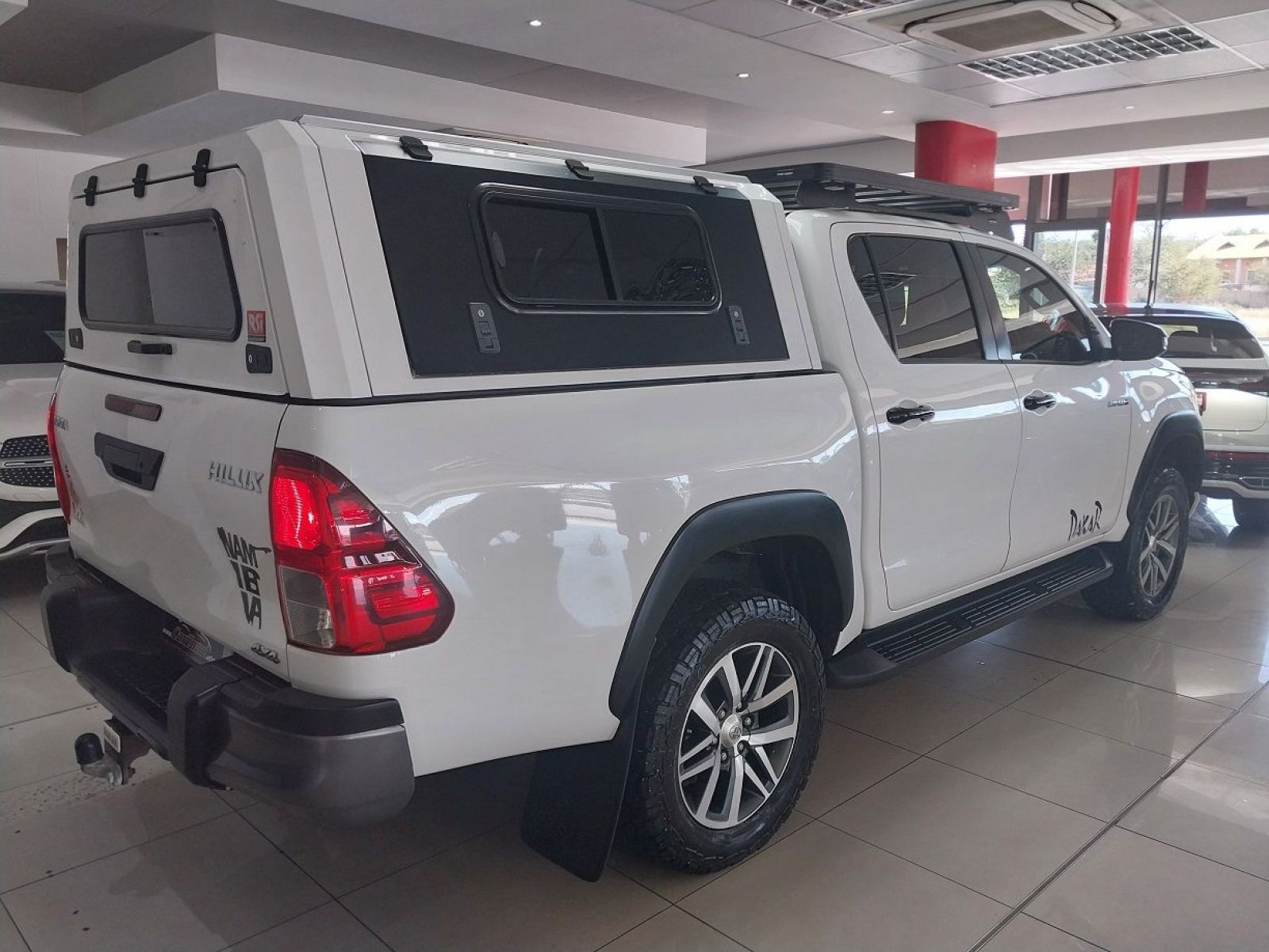 2018 Toyota Hilux photo 3