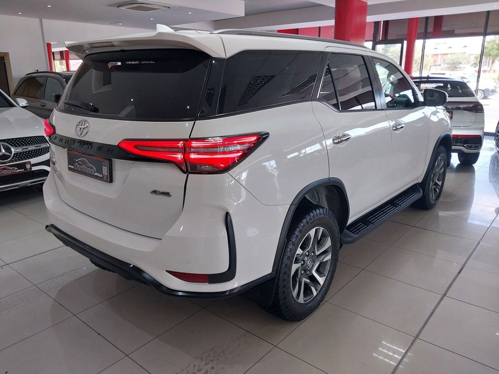 2023 Toyota Fortuner photo 3