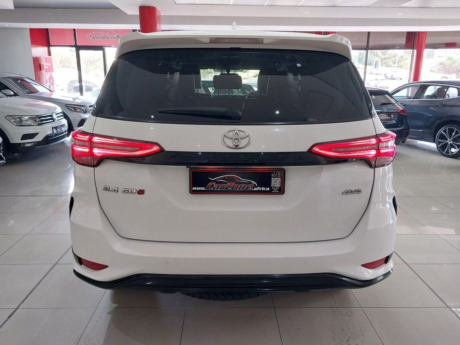 2023 Toyota Fortuner photo 7