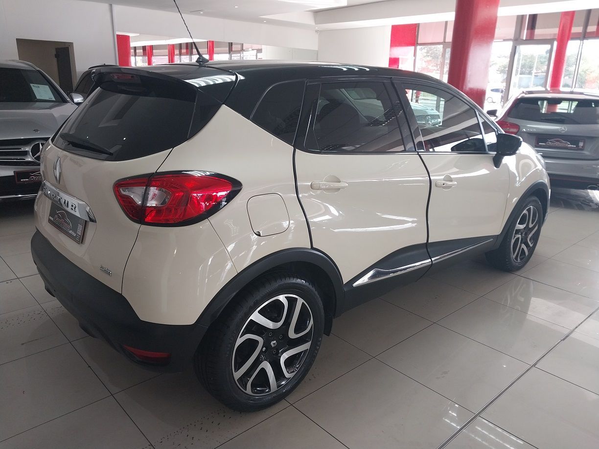 2015 Renault Captur photo 3