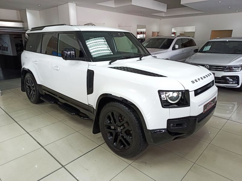 2021 Land Rover Defender photo 1