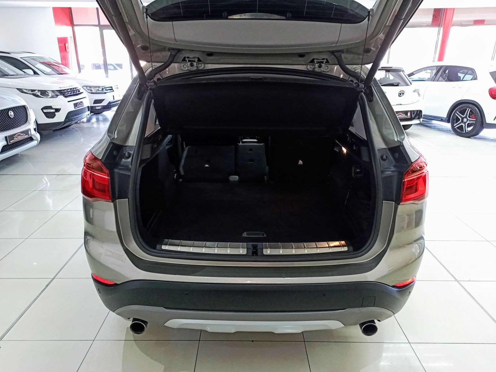 2016 BMW X1 photo 8