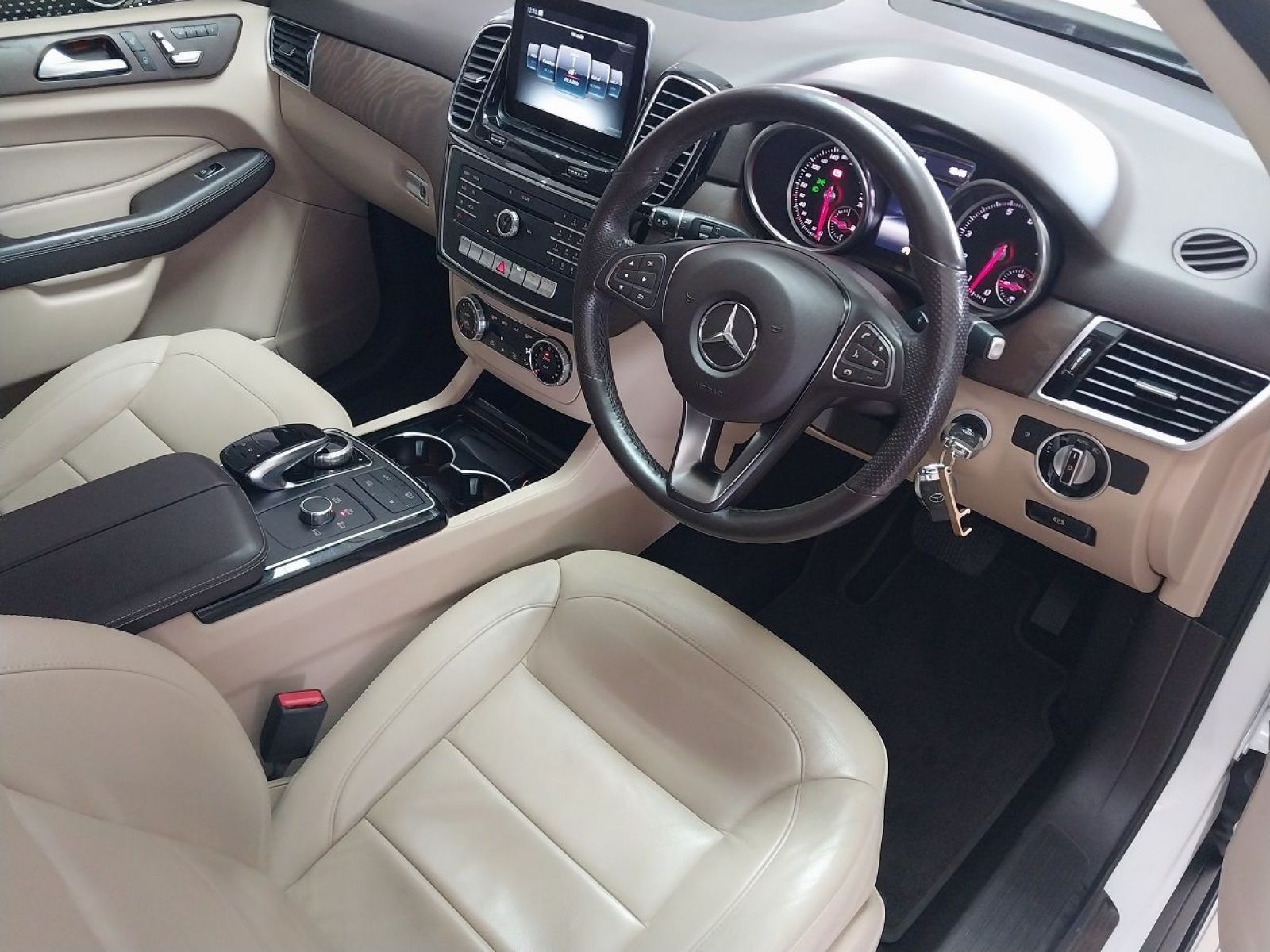 2016 Mercedes-Benz GLE photo 5