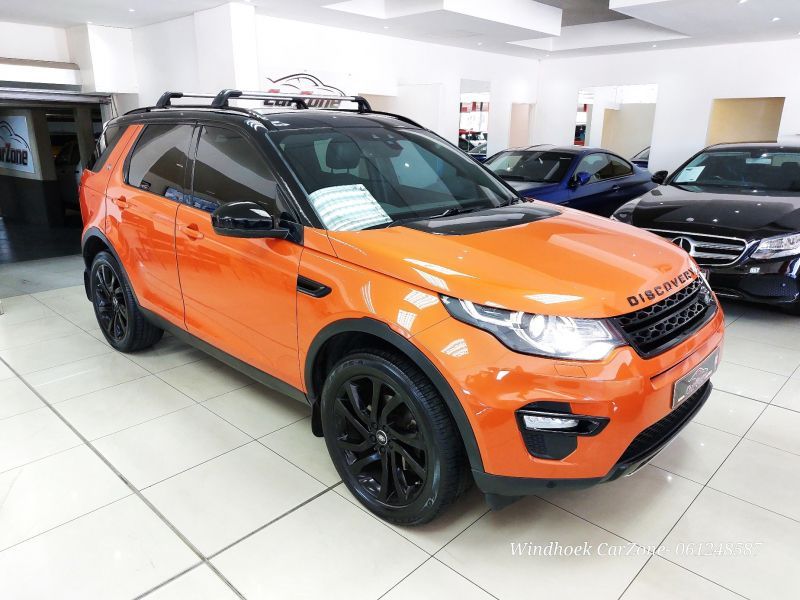 2015 Land Rover Discovery photo 1