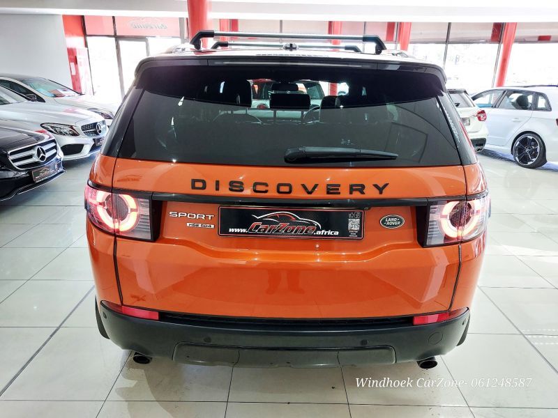 2015 Land Rover Discovery photo 9