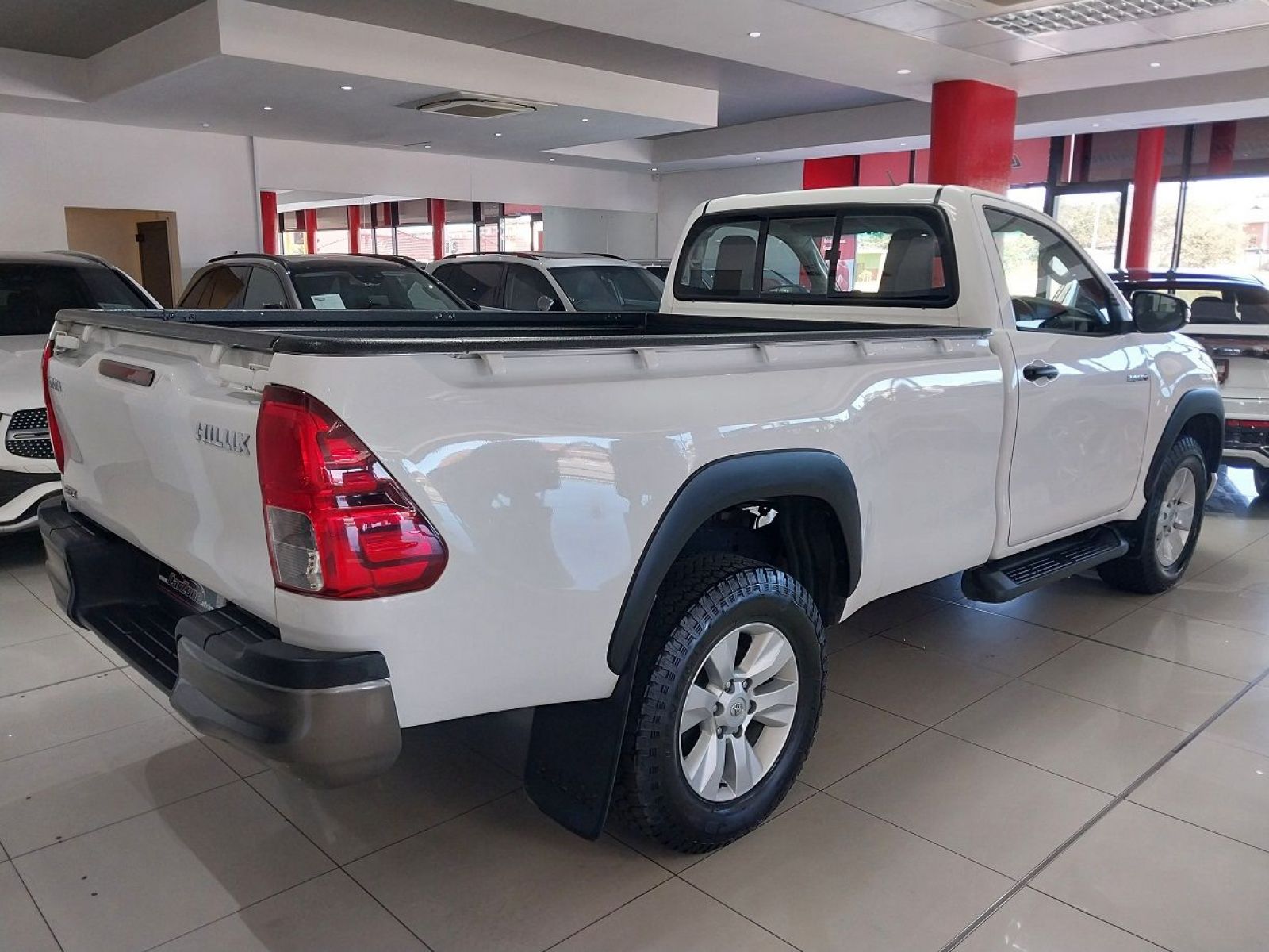 2020 Toyota Hilux photo 3