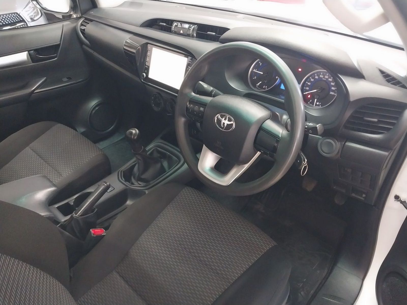 2020 Toyota Hilux photo 5