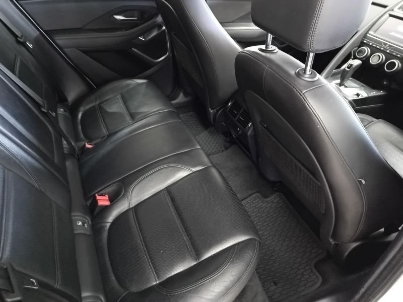 2019 Jaguar E-Pace photo 6