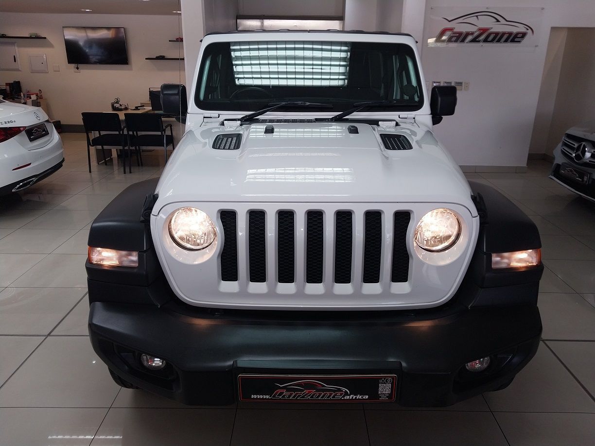 2021 Jeep Wrangler photo 4