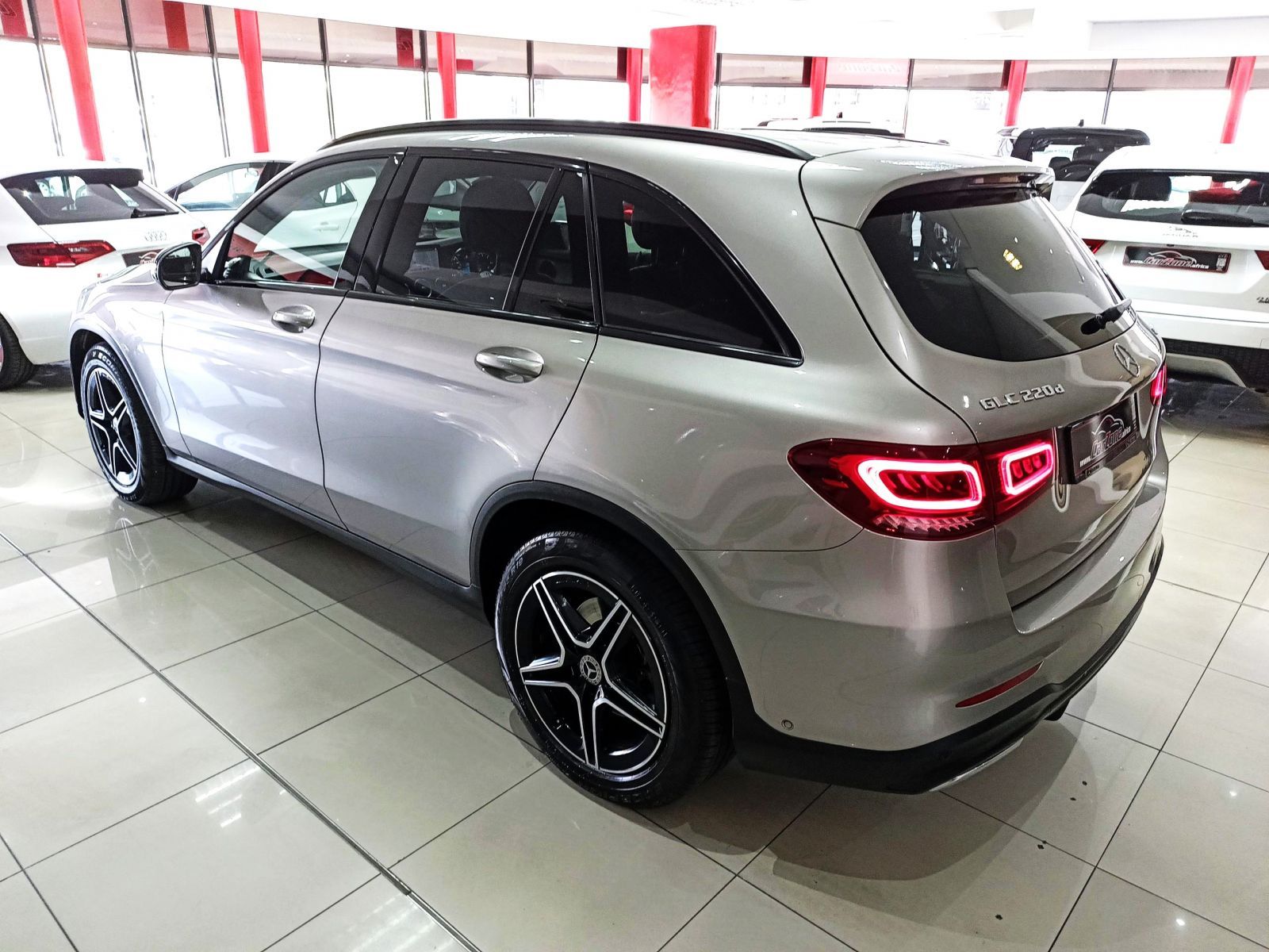 2020 Mercedes-Benz GLC photo 10