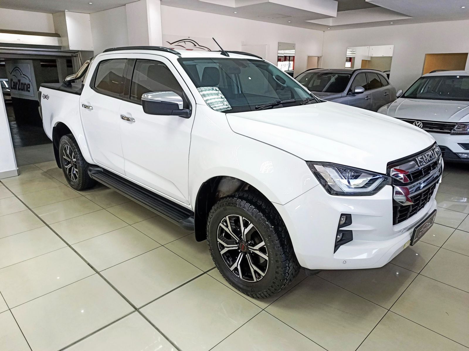2022 Isuzu D-MAX photo 1