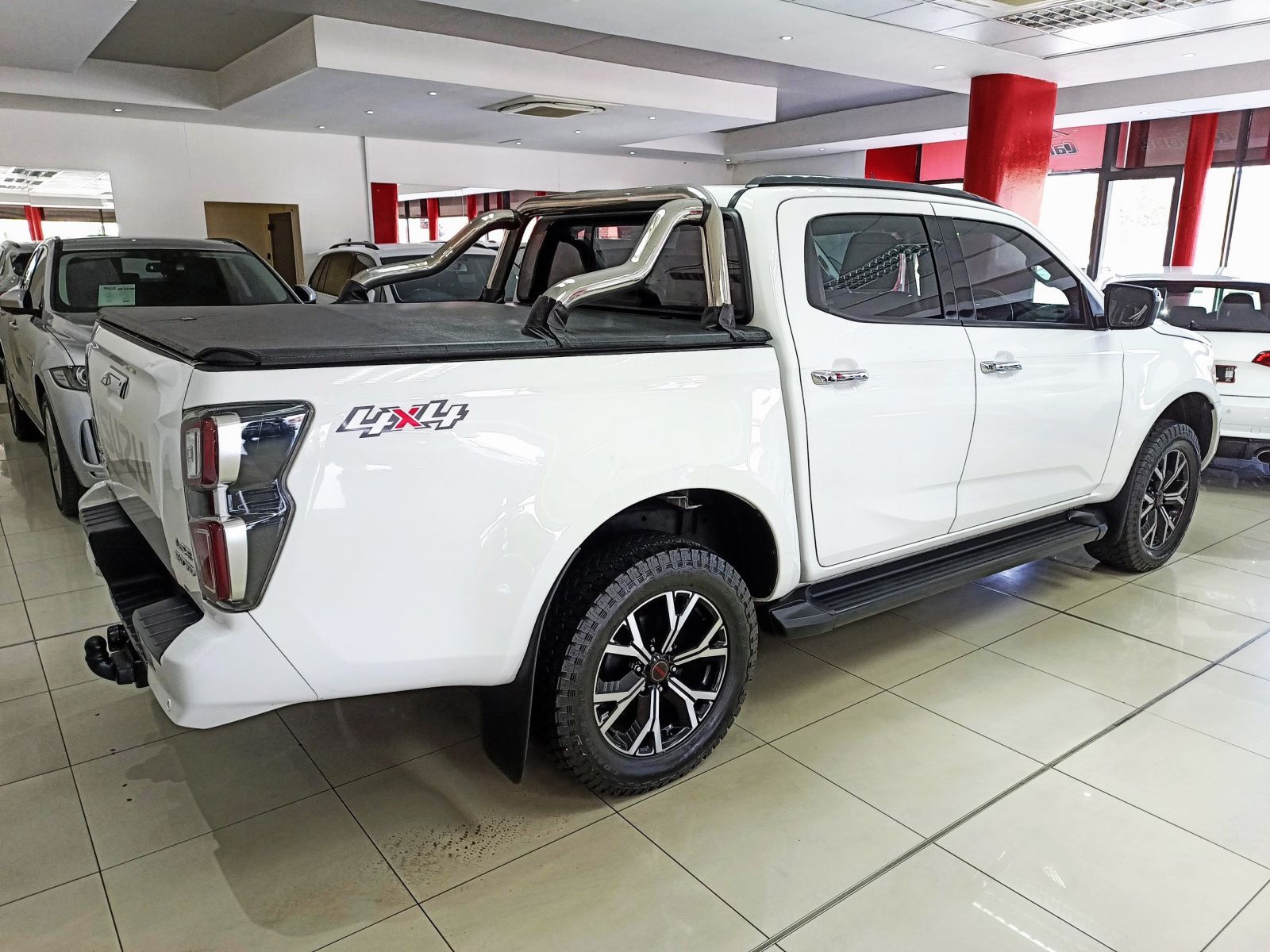 2022 Isuzu D-MAX photo 3