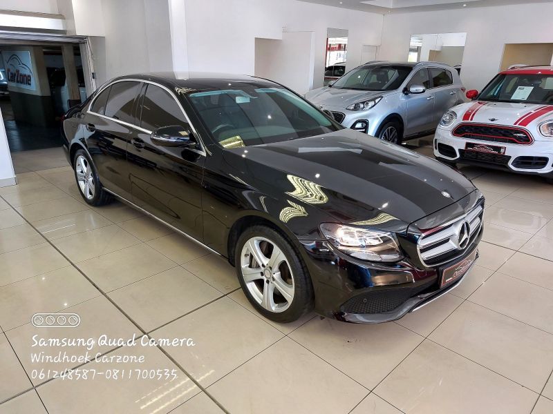 2017 Mercedes-Benz E Class photo 1