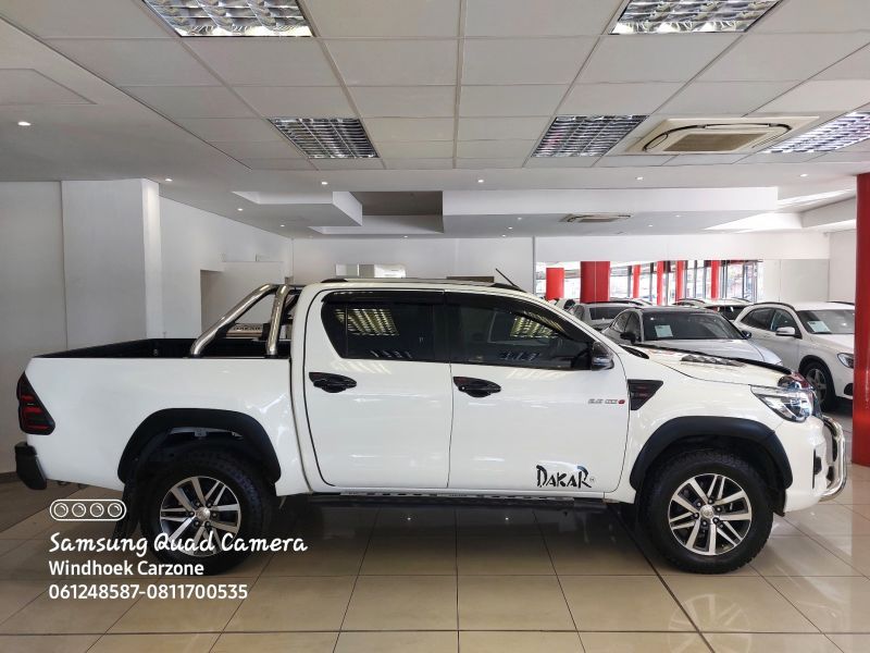 2018 Toyota Hilux photo 2