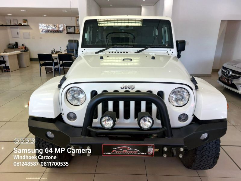 2014 Jeep Wrangler photo 2