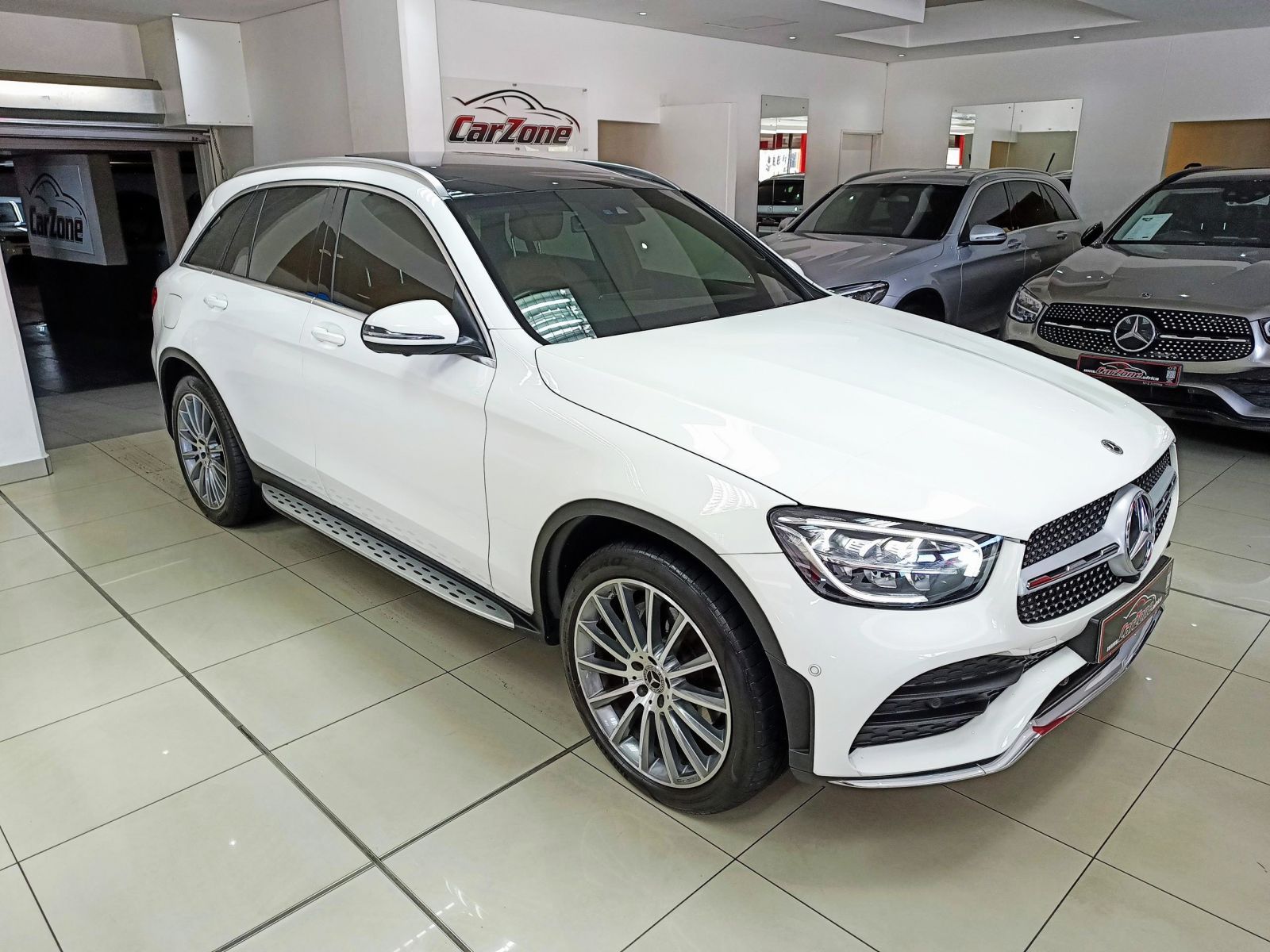 2021 Mercedes-Benz GLC photo 1